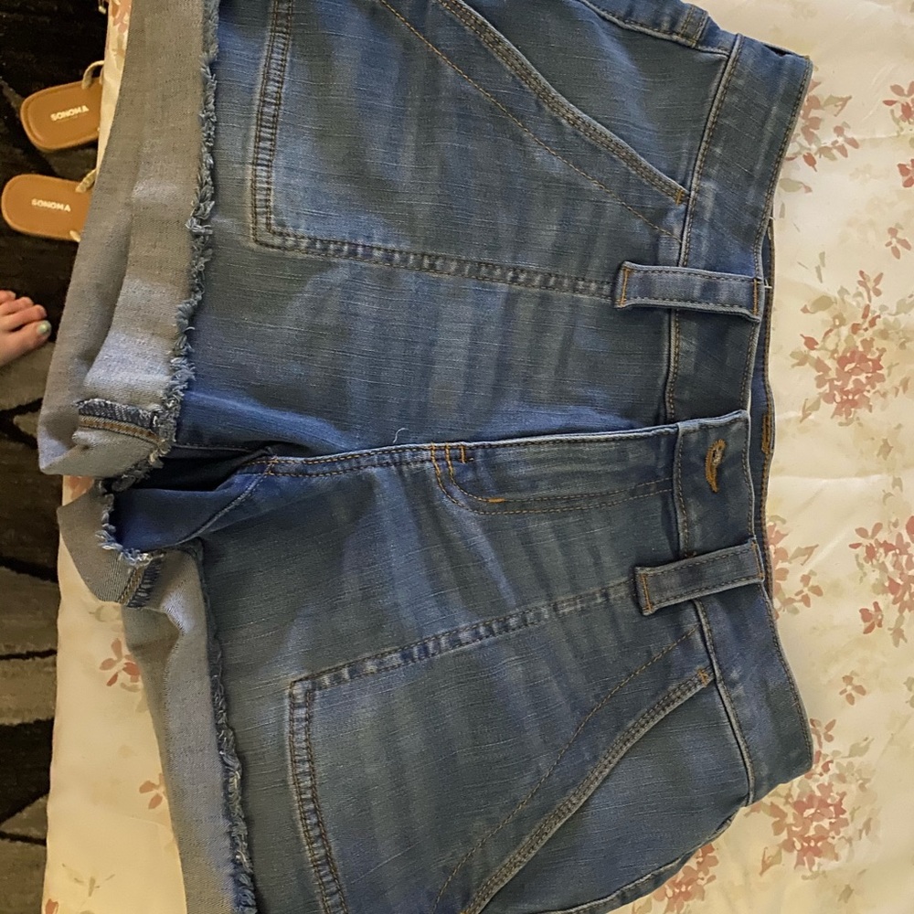 So jean shorts